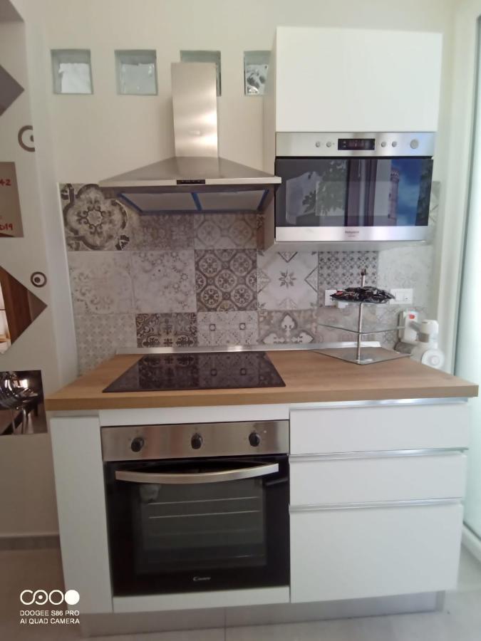 Civico 6 Apartman Peschiera del Garda Kültér fotó